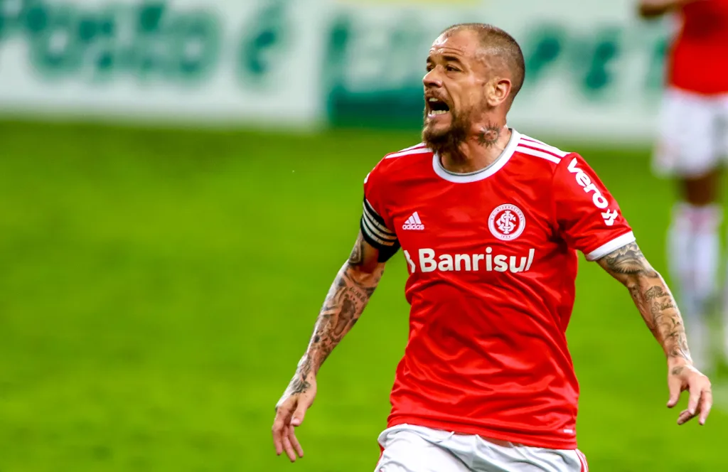 D'Alessandro surpreende ao dizer que primeiro time que teve contato no ...