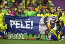 دعم لاعبي البرازيل لبيليه بعد مباراة كوريا الجنوبية في كأس العالم 2022